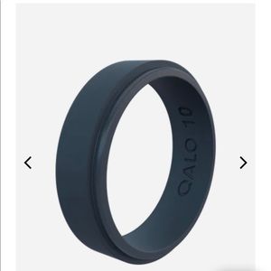 MEN'S SLATE GREY NARROW POLISHED STEP EDGE SILICONE RING